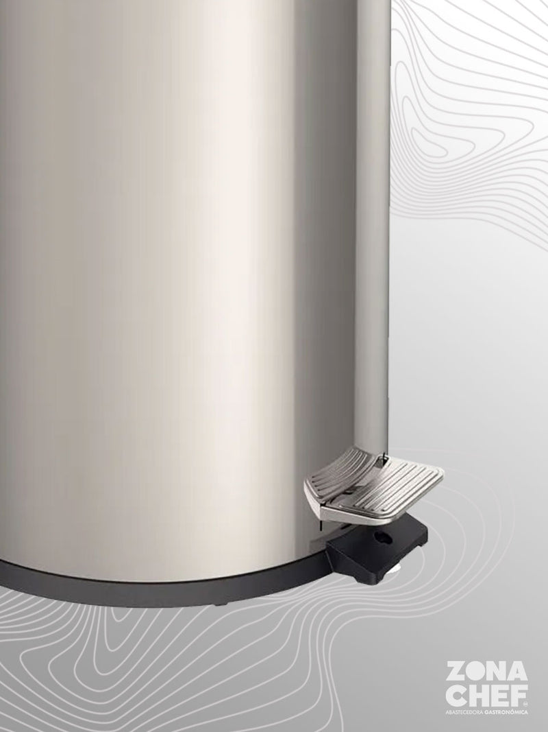 -Botes de Basura Pedal en Acero Inox c/Tapa Slow de diferentes Capacidades-